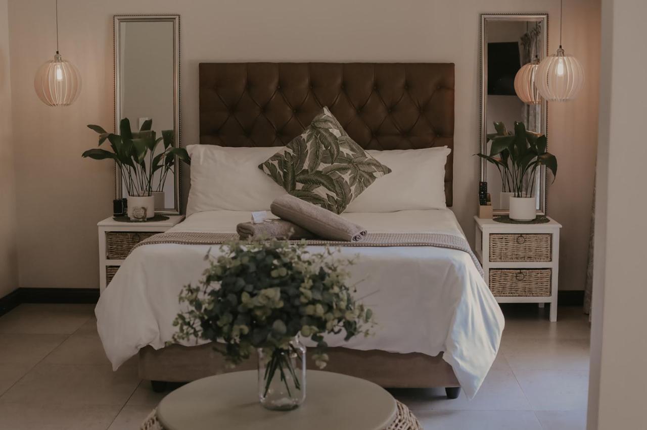 Villa Rose Guesthouse & Venue Блоемфонтейн Екстериор снимка