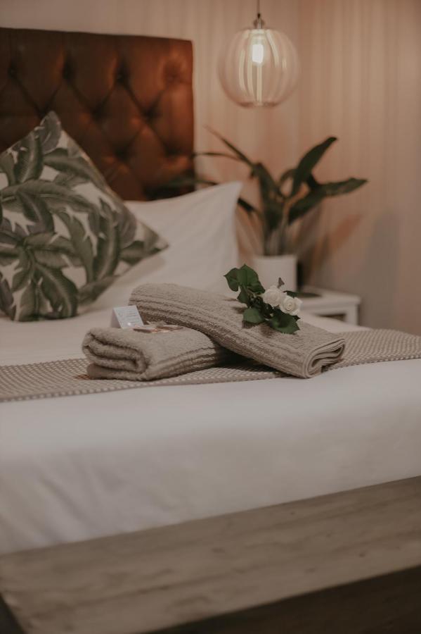Villa Rose Guesthouse & Venue Блоемфонтейн Екстериор снимка