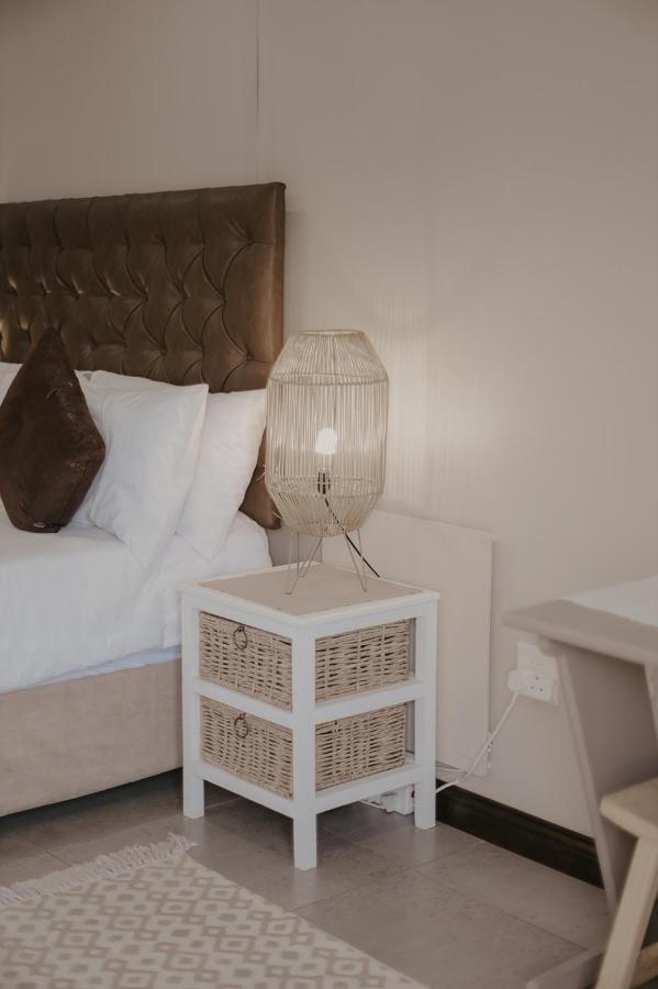 Villa Rose Guesthouse & Venue Блоемфонтейн Екстериор снимка