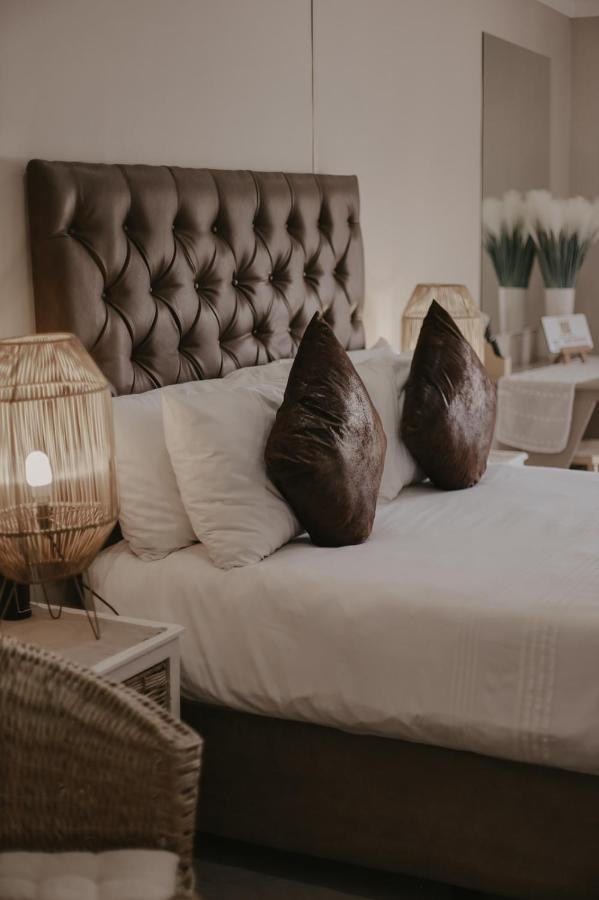 Villa Rose Guesthouse & Venue Блоемфонтейн Екстериор снимка